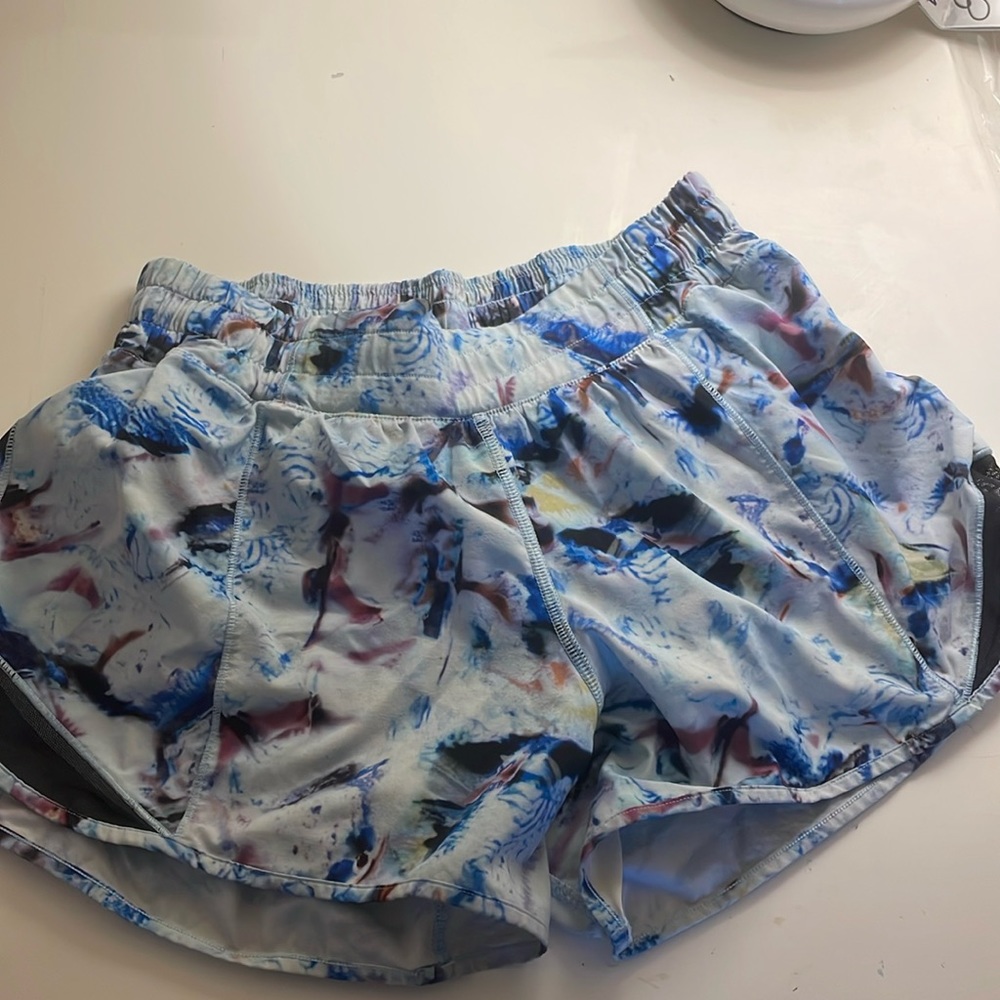 Size 6, 4inch lululemon shorts